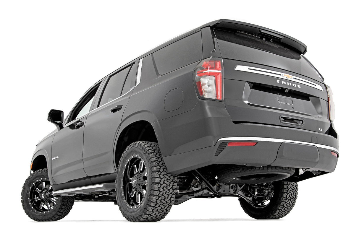 Rough Country 3.5 Inch Lift Kit - M1 Struts - GMC Yukon/Yukon XL 1500 4WD (2021-2025) - 11440