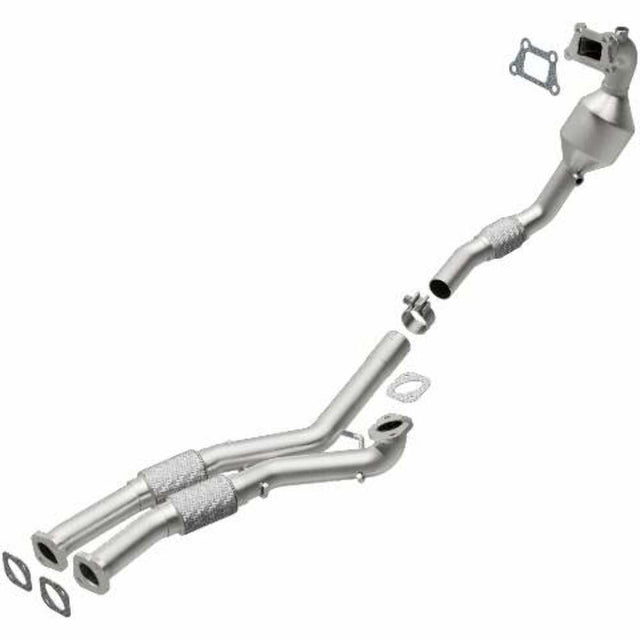 MagnaFlow direct-fit catalytic converter fits 2012-2015 SRX 3.6 3.6 inch inlet/outlet stainless steel CARB compliant 52647