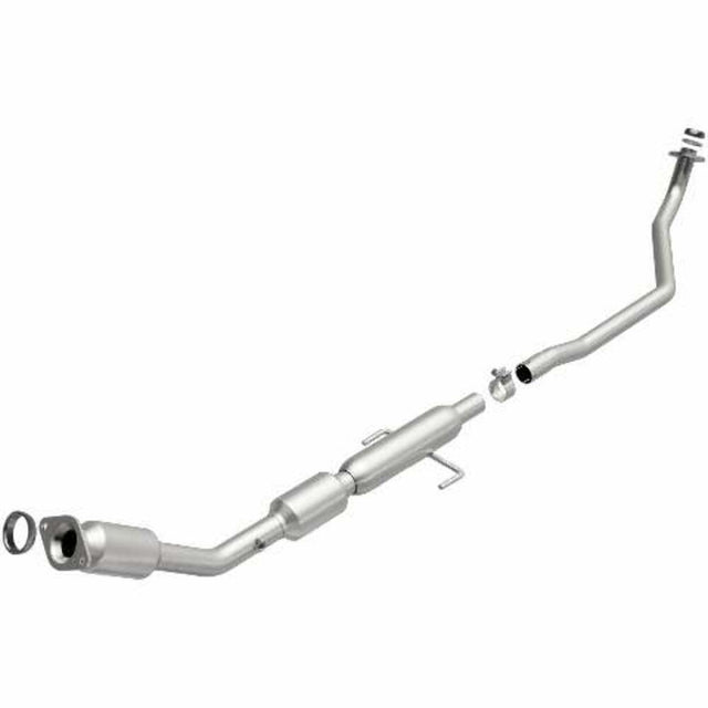 MagnaFlow direct-fit catalytic converter fits 2014-2015 Corolla 1.8 1.8 inch inlet/outlet stainless steel CARB compliant 52524