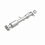 MagnaFlow direct-fit catalytic converter fits 2014-2015 Toyota Highlander 3.5 Undby 3.5 inch inlet/outlet stainless steel CARB compliant 52534