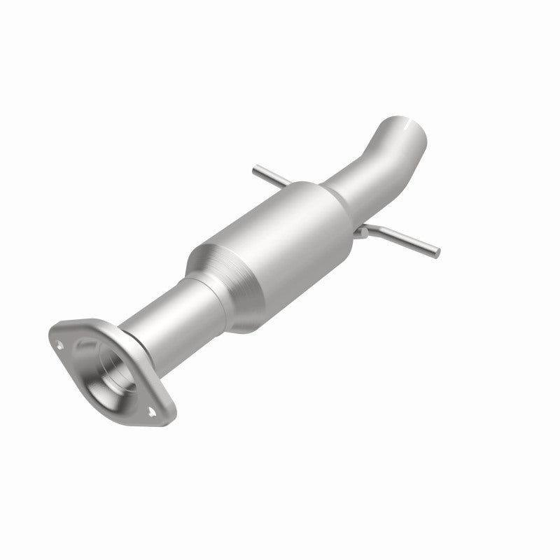 MagnaFlow direct-fit catalytic converter fits 2014-2015 Toyota Highlander 3.5 Undby 3.5 inch inlet/outlet stainless steel CARB compliant 52536