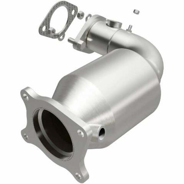 MagnaFlow direct-fit catalytic converter for 2014-2018 Subaru 2.0L stainless steel CARB compliant