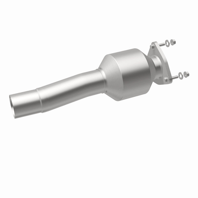 MagnaFlow direct-fit catalytic converter fits 2012-2017 Land Rover Range Rover Evoque, 2015-2017 Land Rover Discovery Sport, and more, this and 2015-2017 Land Rover Discovery Sport