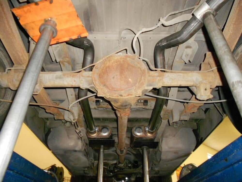 Exhaust part for Tailpipe Kit 73"-87" Chevy GMC Truck 2.5"in