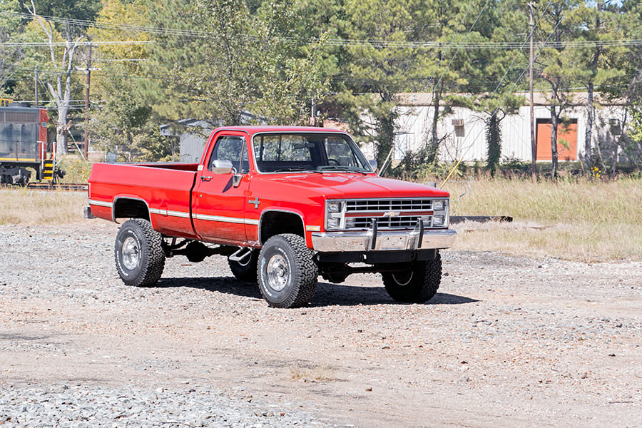 Fits Chevy 3/4-Ton Suburban/C25/K25 for Chevy Suburban by Rough Country