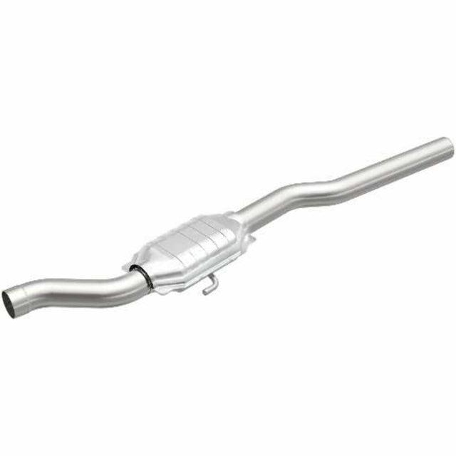 MagnaFlow direct-fit catalytic converter for 1988-1989 Dodge 2.5 inch inlet/outlet stainless steel Federal EPA compliant OBDII 93276
