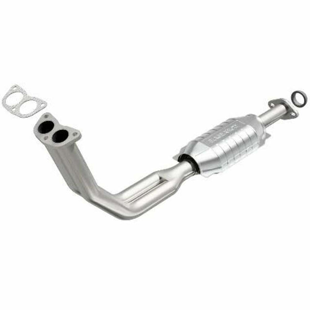 MagnaFlow direct-fit catalytic converter fits 1989-1995 Geo Tracker and Suzuki Sidekick, this and 1989-1995 Geo Tracker 1.75 inch inlet/outlet stainless steel CARB compliant 22618