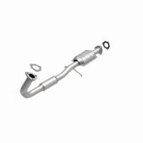 MagnaFlow direct-fit catalytic converter fits 1996-1999 Saturn SL1, 1993-1999 Saturn SC1, and additional vehicles. Avoid potential exhaust leaks by using the included gaskets to ge