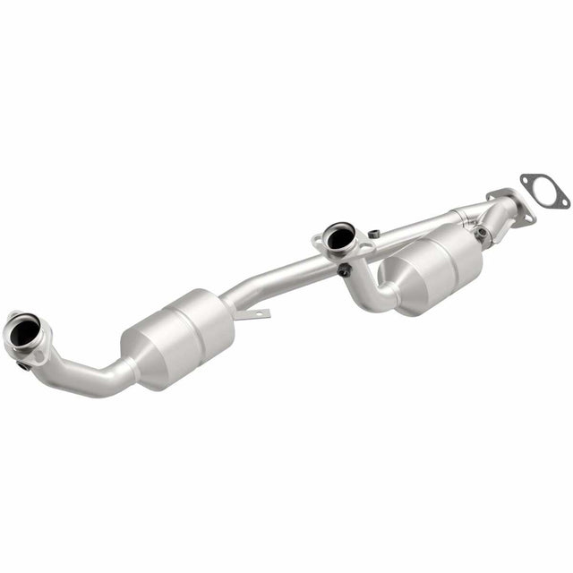 MagnaFlow direct-fit catalytic converter for 1995-1997 Ford 3.8L stainless steel CARB compliant 4451353