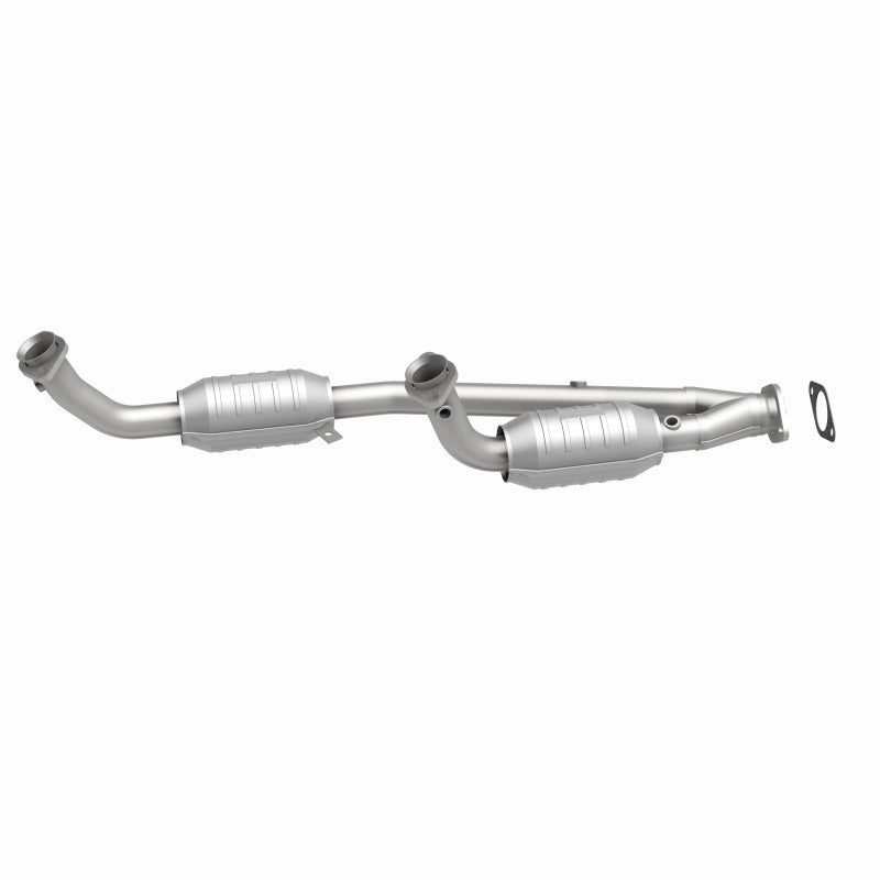 MagnaFlow direct-fit catalytic converter for 1995-1997 Ford 3.8L stainless steel CARB compliant 4451353