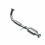 MagnaFlow direct-fit catalytic converter fits 1996-1997 Saturn SL2, Saturn SC2, and additional vehicles. Avoid potential exhaust leaks by using the included gaskets to get a proper