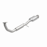 MagnaFlow direct-fit catalytic converter fits 1996-1997 Saturn SL2, Saturn SC2, and additional vehicles. Avoid potential exhaust leaks by using the included gaskets to get a proper