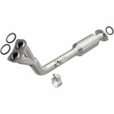 MagnaFlow direct-fit catalytic converter for 1996-1998 Toyota 4Runner 2.7L stainless steel CARB compliant 4481912