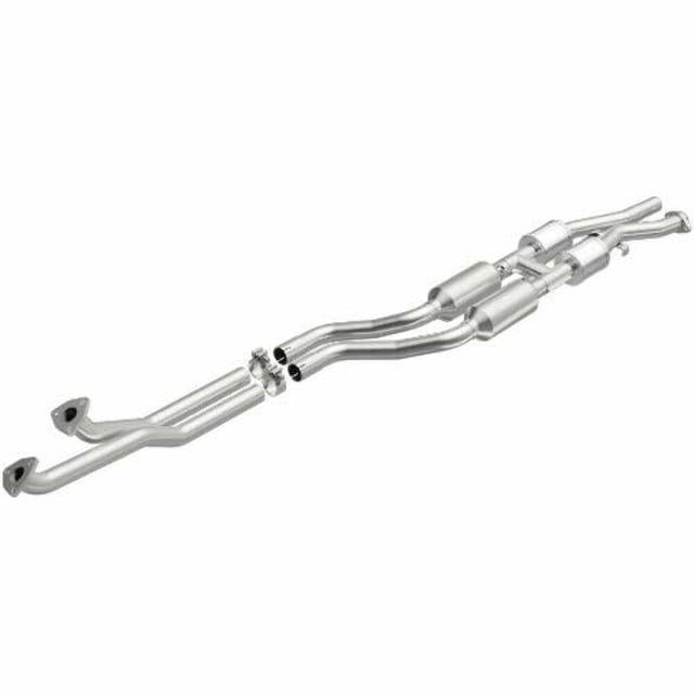 MagnaFlow direct-fit catalytic converter for 1996-1998 BMW M3 3.2L stainless steel CARB compliant 4481664