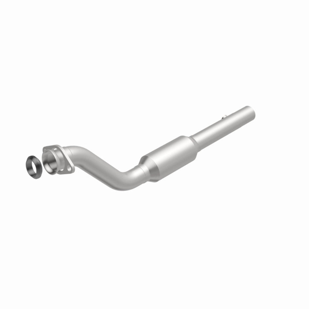 MagnaFlow direct-fit catalytic converter fits 1996 Buick Park Avenue, 1996 Buick LeSabre, and additional vehicles. Avoid potential exhaust leaks by using the included gaskets to ge
