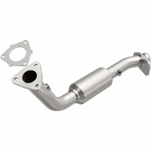 MagnaFlow direct-fit catalytic converter fits 1996 Chevrolet Caprice, 1996 Chevrolet Impala, and additional vehicles. Avoid potential exhaust leaks by using the included gaskets to