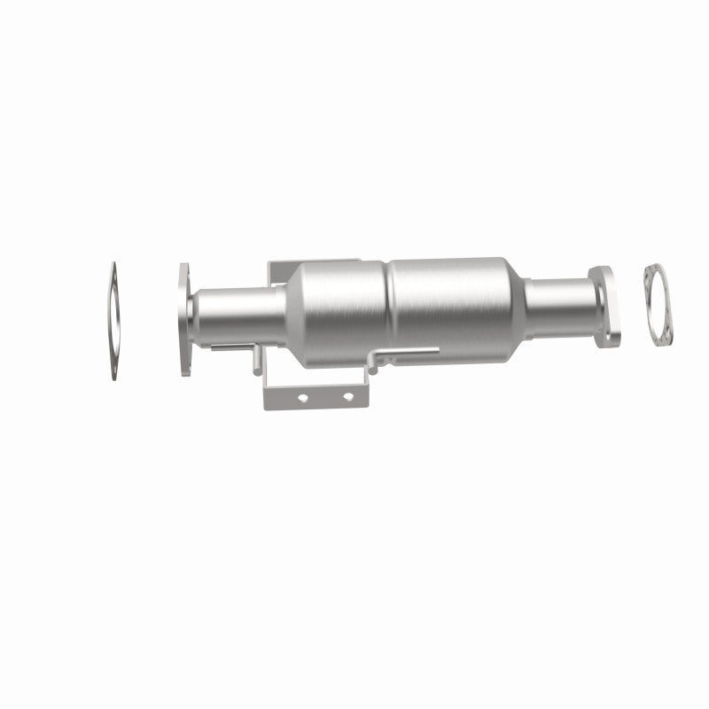 MagnaFlow direct-fit catalytic converter fits 1995-1999 Mitsubishi Eclipse and 1995-1998 Eagle Talon. Avoid potential exhaust leaks by using the included gaskets to get a proper se