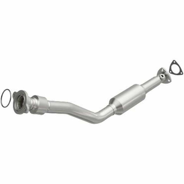 MagnaFlow direct-fit catalytic converter for 1997-2003 Chevy 3.1L stainless steel CARB compliant 4481539