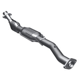 MagnaFlow direct-fit catalytic converter for 1998-2000 Ford 2.5 inch inlet/outlet stainless steel CARB compliant 441117