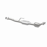 MagnaFlow direct-fit catalytic converter for 1998-2000 Ford 2.5 inch inlet/outlet stainless steel CARB compliant 441117