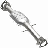 MagnaFlow direct-fit catalytic converter fits 1998 Chevrolet S10 and 1998 GMC Sonoma. Avoid potential exhaust leaks by using the included gaskets to get a proper seal and 1998 Chev