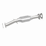 MagnaFlow direct-fit catalytic converter fits 1998 Chevrolet S10 and 1998 GMC Sonoma. Avoid potential exhaust leaks by using the included gaskets to get a proper seal and 1998 Chev