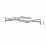 MagnaFlow direct-fit catalytic converter fits 1998 Chevrolet S10 and 1998 GMC Sonoma. Avoid potential exhaust leaks by using the included gaskets to get a proper seal and 1998 Chev