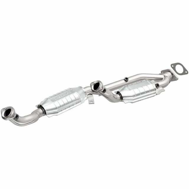 MagnaFlow direct-fit catalytic converter for 1999-2000 Ford 3.0L stainless steel CARB compliant 4451543