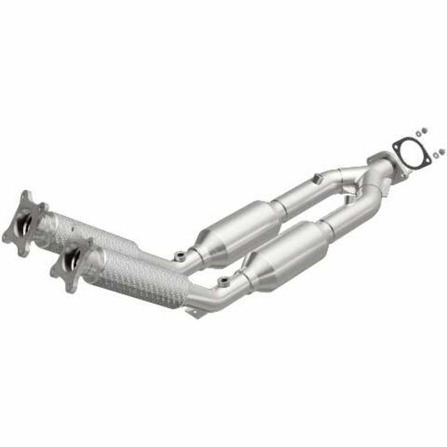 MagnaFlow direct-fit catalytic converter fits 1999-2001 Volvo S80 stainless steel Federal EPA compliant OBDII 24156