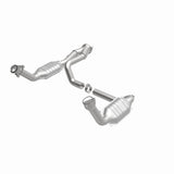 MagnaFlow direct-fit catalytic converter for 1999-2006 GMC Sierra 1500 stainless steel Federal EPA compliant OBDII