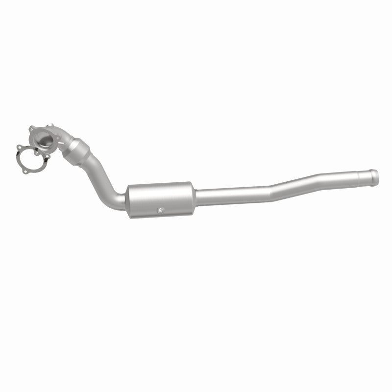 MagnaFlow direct-fit catalytic converter fits 2000 Volvo S70, 2000 Volvo V70, and additional vehicles. Avoid potential exhaust leaks by using the included gaskets to get a proper s