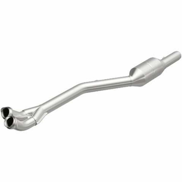 MagnaFlow direct-fit catalytic converter for 2000-2003 BMW M5 5.0L stainless steel CARB compliant 4481692