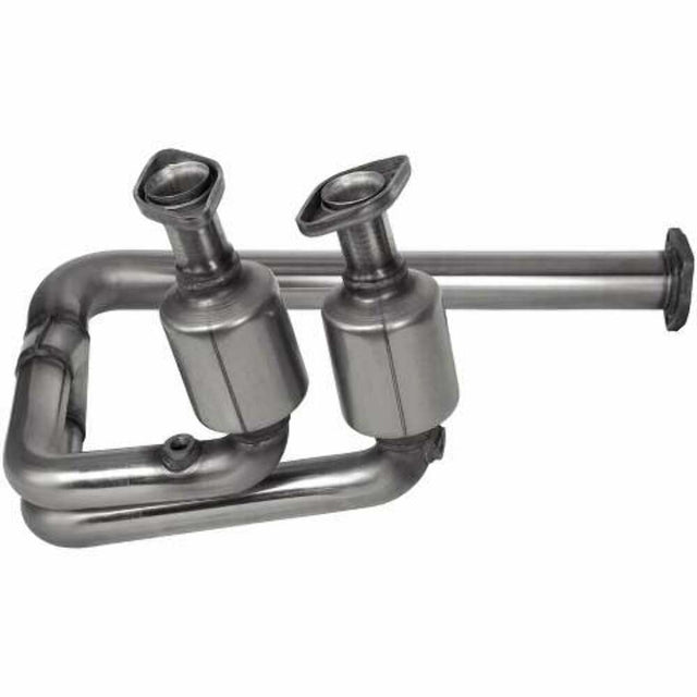 MagnaFlow direct-fit catalytic converter for 2000-2003 Jeep Wrangler stainless steel CARB compliant OBDII 49268
