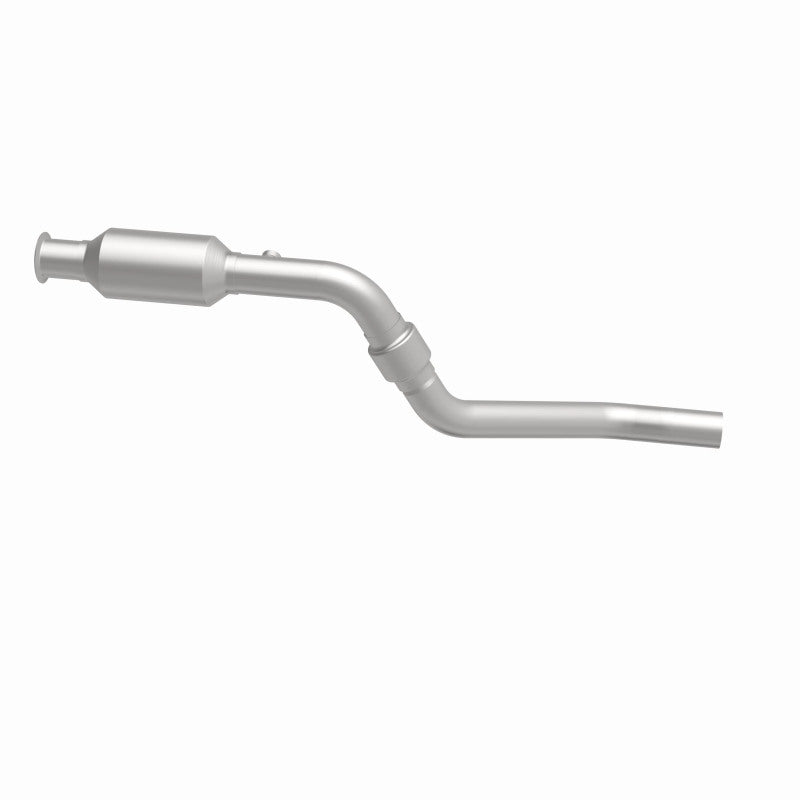 MagnaFlow direct-fit catalytic converter for 2000-2004 Chrysler 3.5L stainless steel CARB compliant 4481760