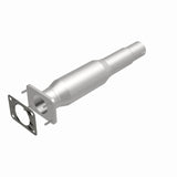 MagnaFlow direct-fit catalytic converter fits 2000-2002 2000 Buick LeSabre, Buick Park Avenue, and additional vehicles. Avoid potential exhaust leaks by using the included gaskets 