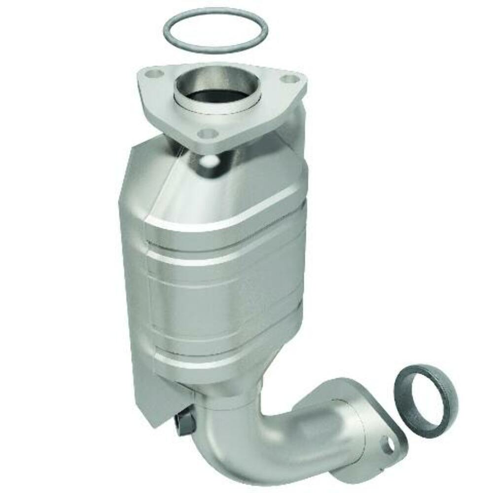 MagnaFlow direct-fit catalytic converter fits 2000 Chevy Tracker 1.6L stainless steel CARB compliant 444010