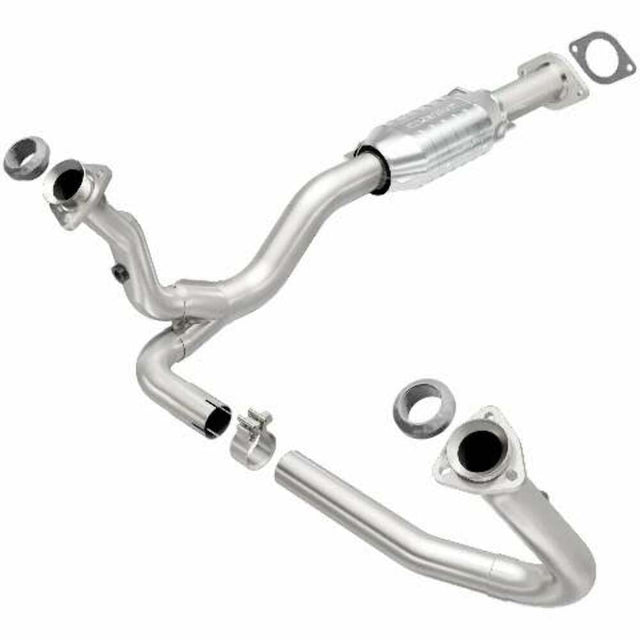 MagnaFlow direct-fit catalytic converter fits 2000-2002 2000 Chevrolet S10, GMC Sonoma, and additional vehicles and 2000 GM S10/Sanoma 4.3L stainless steel CARB compliant 447249