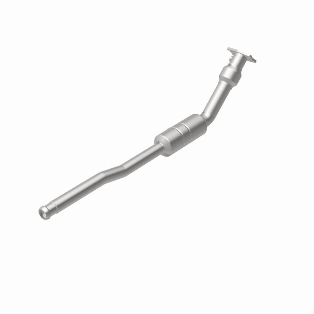 MagnaFlow direct-fit catalytic converter fits 2000 Volvo S70 and 2000 Volvo V70 and 2000 Volvo S70 2.4L stainless steel CARB compliant 4481299
