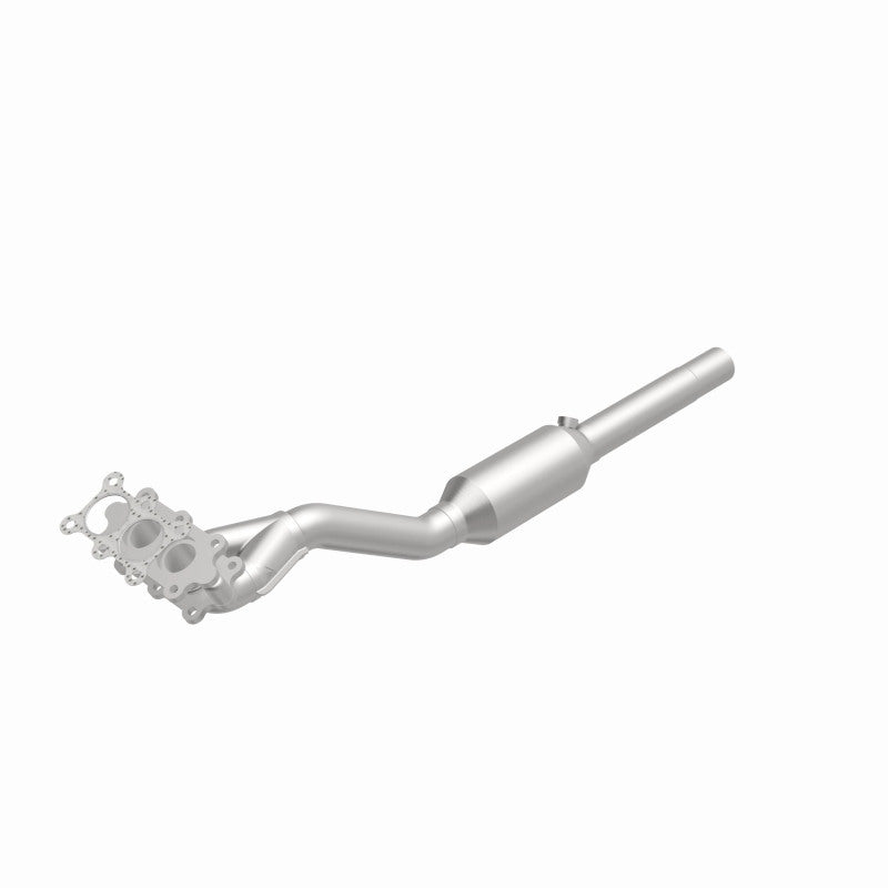 MagnaFlow direct-fit catalytic converter for VW Golf stainless steel CARB compliant
