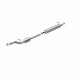 MagnaFlow direct-fit catalytic converter fits 2003-2006 Dodge Sprinter 2500, Freightliner Sprinter 2500, and additional vehicles. Hardware is included to eliminate the hassle of wo