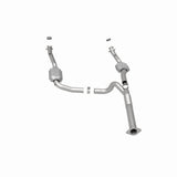 MagnaFlow direct-fit catalytic converter fits 2000-2002 Chevrolet Express 1500 4.3L and 2000-2002 GMC Savana 1500 4.3L stainless steel CARB compliant OBDII 51510