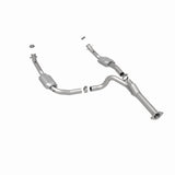 MagnaFlow direct-fit catalytic converter fits 2000-2002 Chevrolet Express 1500 4.3L and 2000-2002 GMC Savana 1500 4.3L stainless steel CARB compliant OBDII 51510