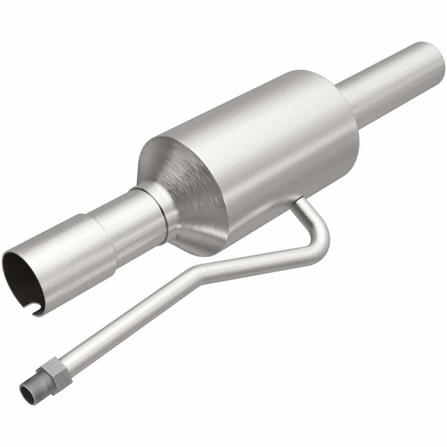 MagnaFlow direct-fit catalytic converter fits 2002 Dodge Ram 3500 5.9L stainless steel CARB compliant 4451210