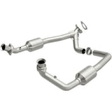 MagnaFlow direct-fit catalytic converter fits 2002 Ford E-350 Super Duty, 2002 Ford E-250 Econoline, and additional vehicles and 2002 Ford E-150 Ecoline Compliant stainless steel C