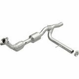 MagnaFlow direct-fit catalytic converter for 2004-2006 Ford F-150 4.6 inch inlet/outlet stainless steel CARB compliant 52450