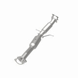 MagnaFlow direct-fit catalytic converter fits 2004-2005 Volvo S60 and 2004-2007 Volvo V70. Avoid potential exhaust leaks by using the included gaskets to get a proper seal and 2004