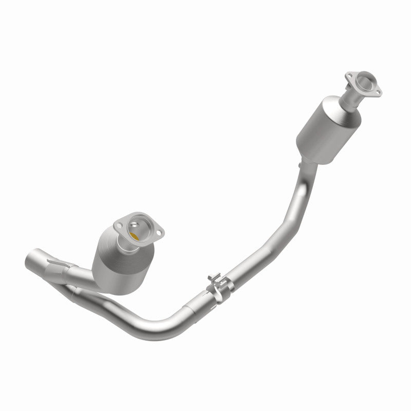 MagnaFlow direct-fit catalytic converter fits 2004 Dodge Dakota 3.7L stainless steel CARB compliant 4551026