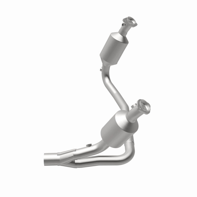 MagnaFlow direct-fit catalytic converter fits 2004 Dodge Dakota 3.7L stainless steel CARB compliant 4551026