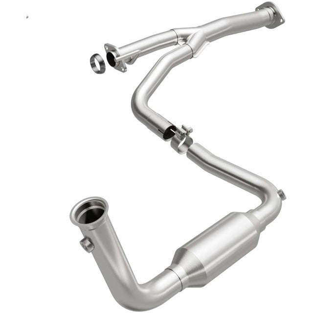 MagnaFlow direct-fit catalytic converter fits 2004 Jeep Liberty 3.7L stainless steel CARB compliant 4551582