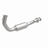 MagnaFlow direct-fit catalytic converter fits 2004 Jeep Liberty 3.7L stainless steel CARB compliant 5451583